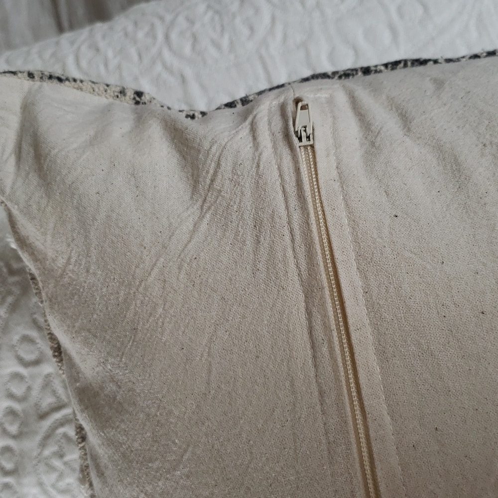Boho pillow - Picture 10 of 15